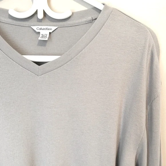 Calvin Klein size XL mens longsleeve top - Picture 6 of 13